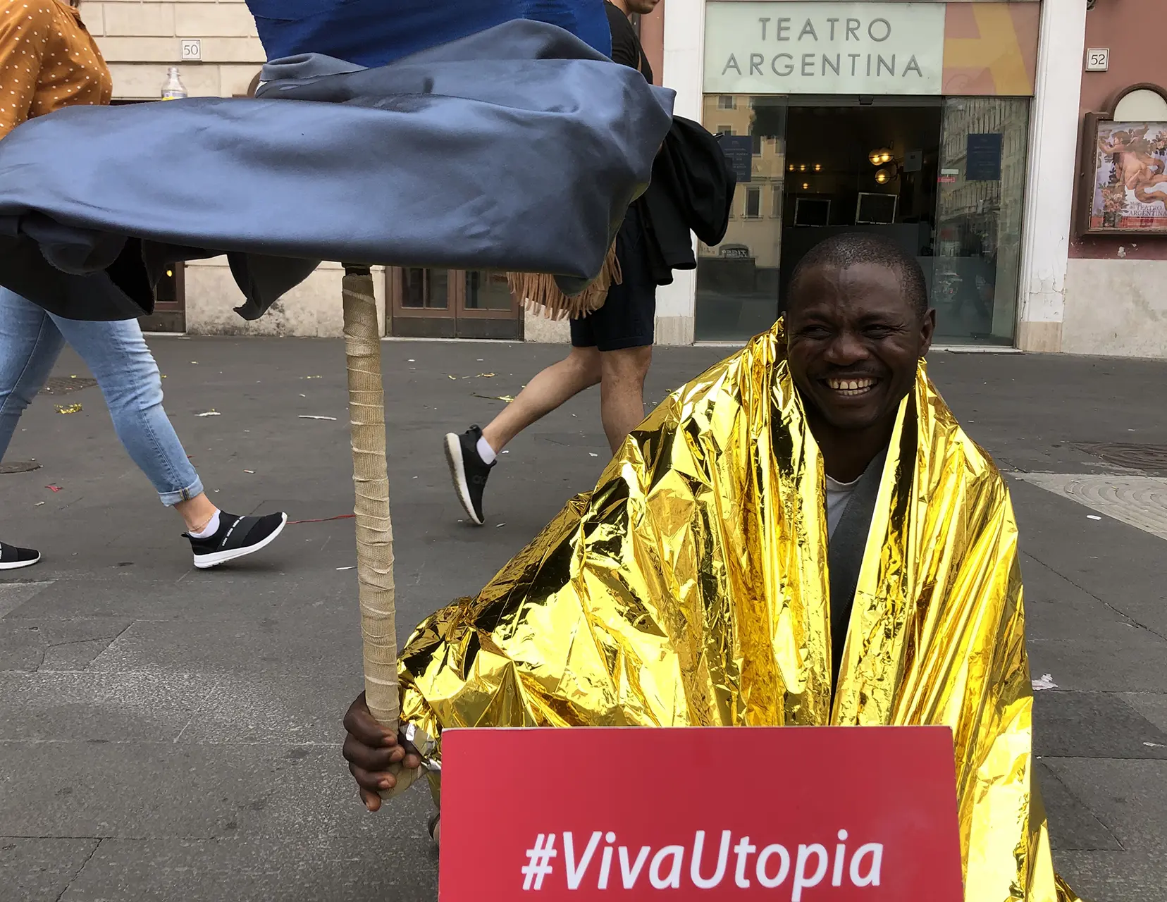 Viva Utopia (2019), Day 2, Largo Argentina, Paul performing.