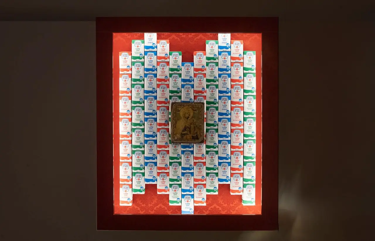 Strati exhibition view 3